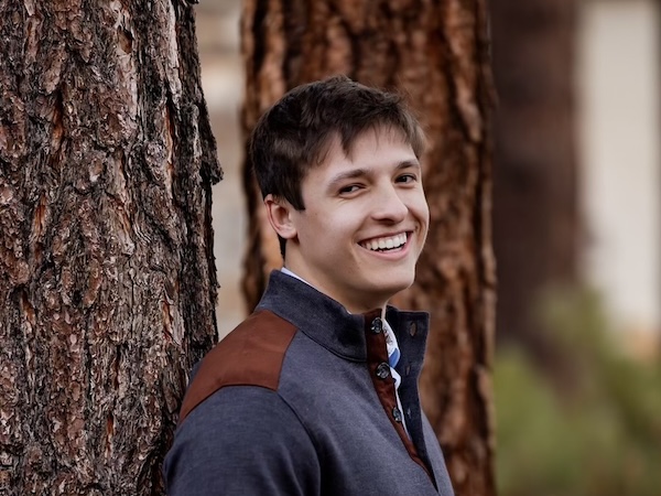 Daniels Student Builds AI Tool for Marketing Team