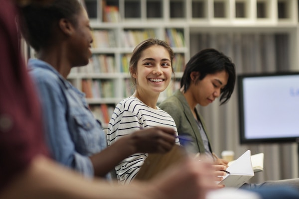 Top 5 Outside-the-Classroom Opportunities for Undergraduate Students