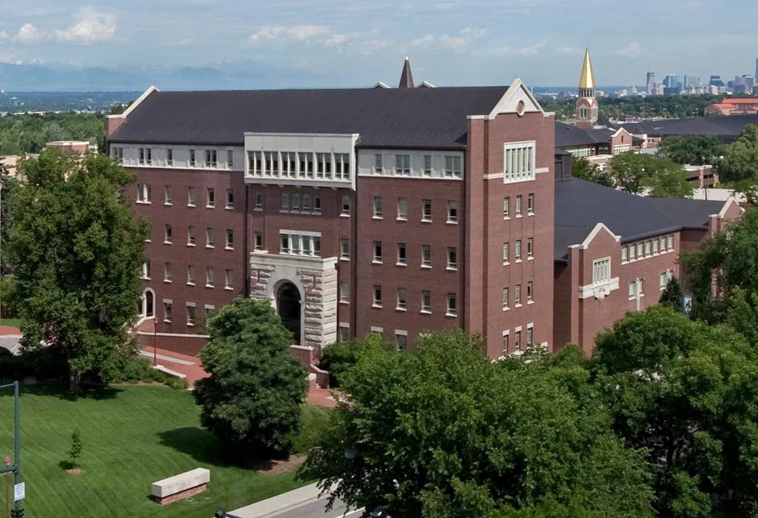 Daniels Announces Partnership with the National Society of Hispanic MBAs