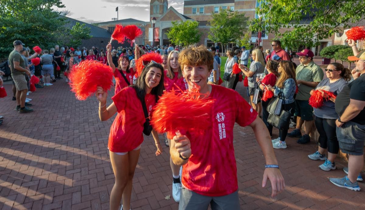 4D Peer Mentors Provide Guidance, Leadership to New Students
