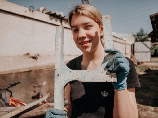 Alumna Empowers Female Entrepreneurs in Russian Hometown