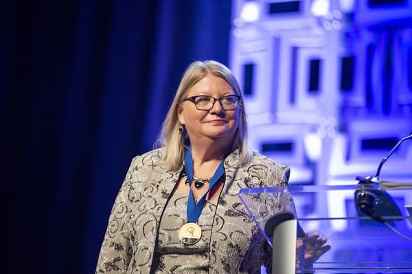 Jackson receives lifetime achievement award